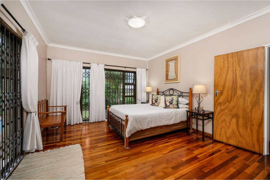 4 Bedroom Property for Sale in Summerstrand Eastern Cape